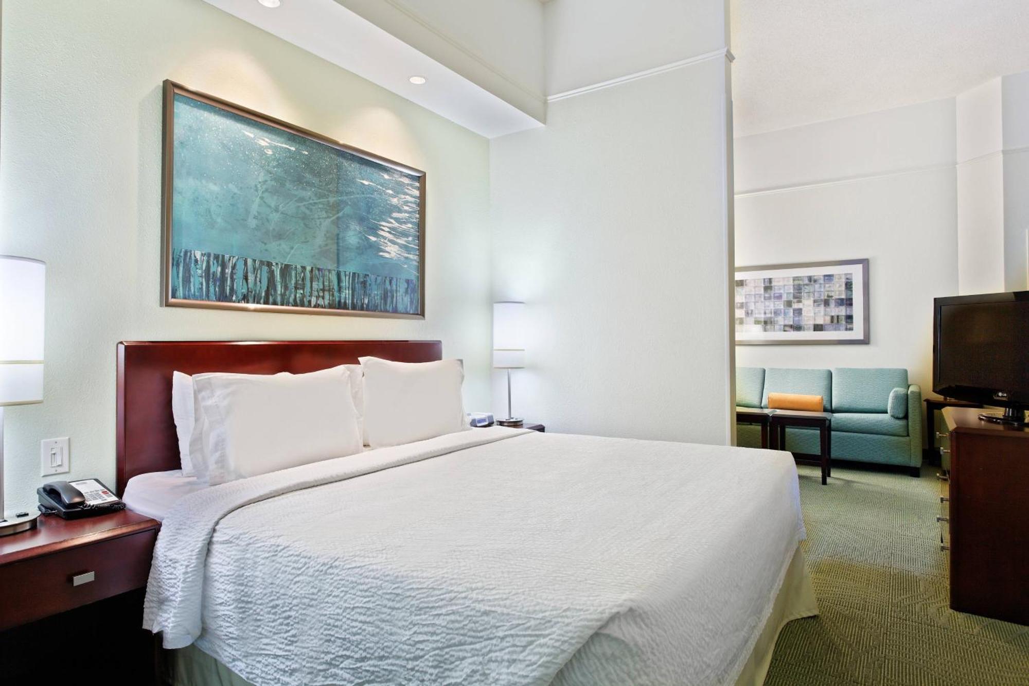Hotel Springhill At Turkey Creek 3*